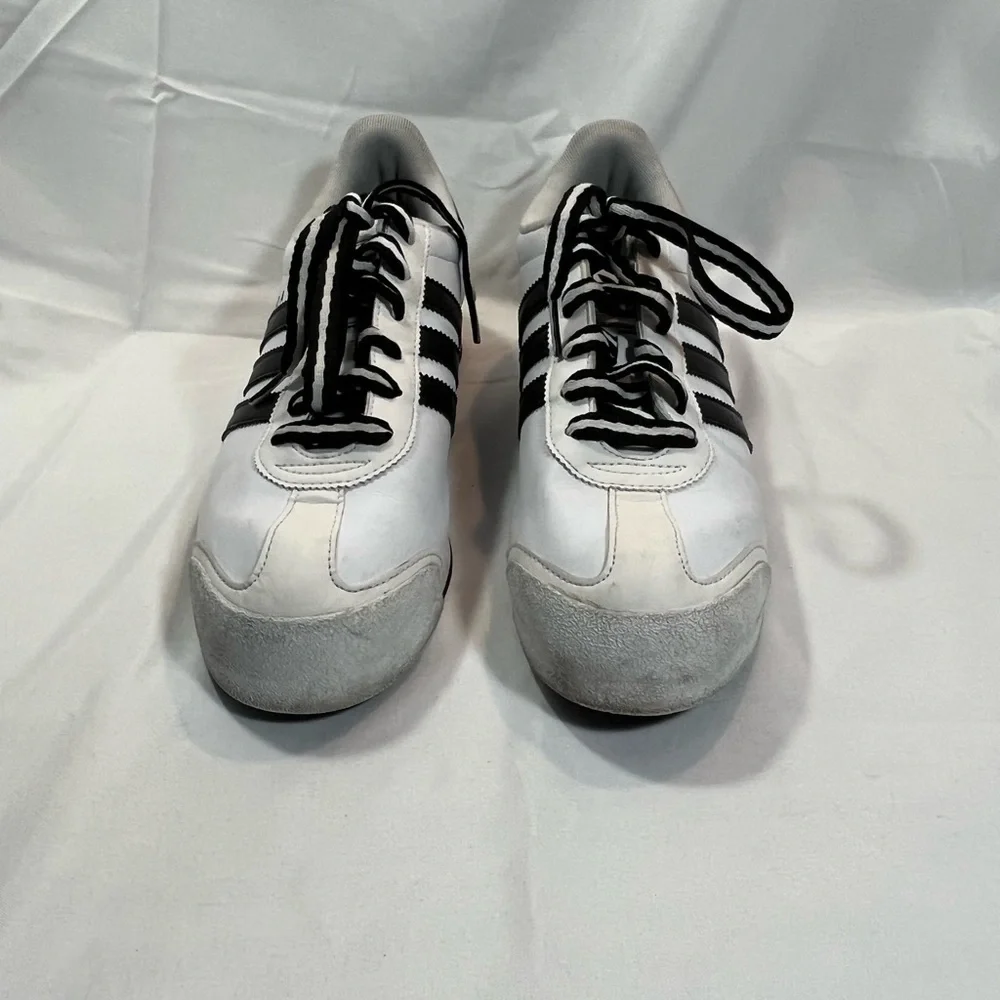 Unisex—Adidas Original Black & White Samoa Sneakers